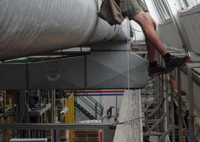 Montage Brandmelder in der Höhe, an schwer zugänglicher Stelle, Seilarbeit